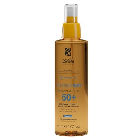 Flacone spray da 150 ml di Bionike Defence Sun Olio Solare Spf 50+ Flacone spray da 150 ml di Bionike Defence Sun Olio Solare Spf 50+