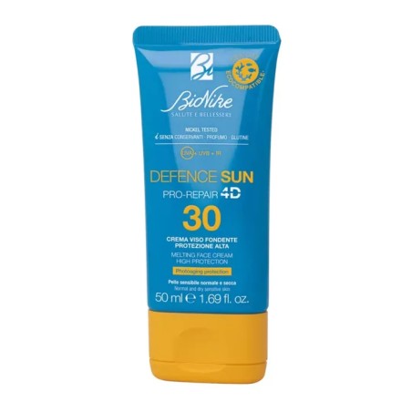 Tubo da 50 ml di Bionike Defence Sun Crema Viso Fondente Spf 30