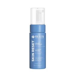 Flacone da 165 ml di Rilastil Skin Reset Mousse Detergente
