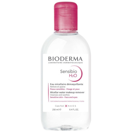 Flacone da 250 ml di Bioderma Sensibio H2O Soluzione Micellare Struccante Per Pelli Sensibili.