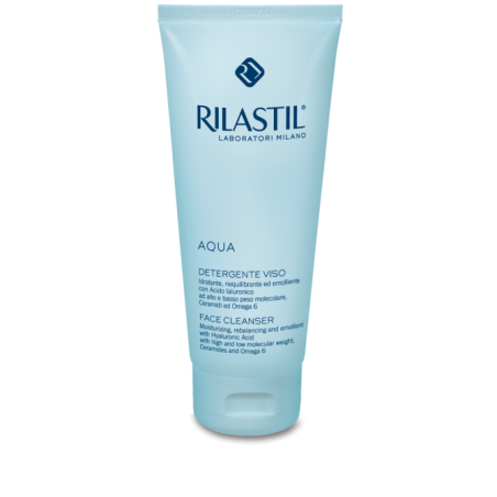 Flacone da 200 ml di Rilastil Aqua Detergente Viso Delicato Ad Azione Idratante Per Pelle Secca. Flacone da 200 ml di Rilastil Aqua Detergente Viso Delicato Ad Azione Idratante Per Pelle Secca.