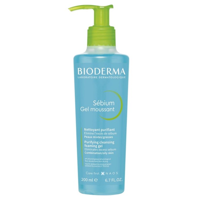 Flacone da 200 ml di Bioderma Sebium Gel Moussant Detergente Per Pelle Grassa E Acneica. Flacone da 200 ml di Bioderma Sebium Gel Moussant Detergente Per Pelle Grassa E Acneica.