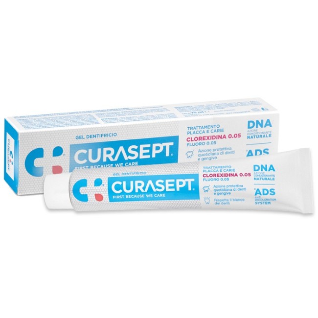 Tubo da 75 ml di Curasept Clorexidina 0,05% ADS+DNA, gel dentifricio contro placca e carie. Tubo da 75 ml di Curasept Clorexidina 0,05% ADS+DNA, gel dentifricio contro placca e carie.