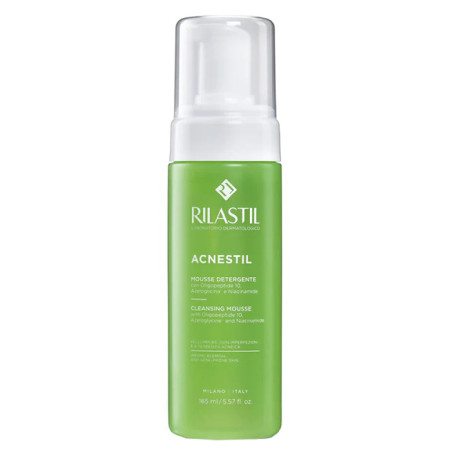Flacone da 150 ml di Rilastil Acnestil Mousse Detergente Purificante
