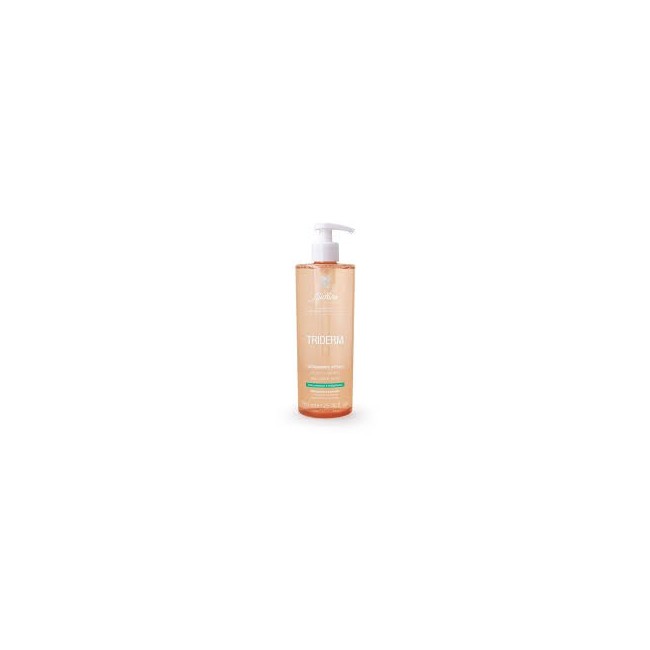 Flacone da 750 ml di Bionike Triderm Detergente Attivo Antibatterico.
