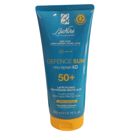 Tubo da 200 ml di Bionike Defence Sun Latte Fluido Spf 50+ Tubo da 200 ml di Bionike Defence Sun Latte Fluido Spf 50+
