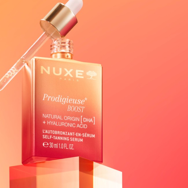 Flacone da 30 ml di Nuxe Prodigieux Boost Siero Auto Abbronzante Flacone da 30 ml di Nuxe Prodigieux Boost Siero Auto Abbronzante