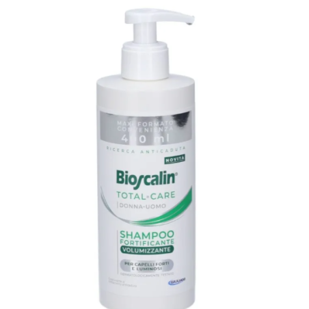 Flacone da 400 ml di Bioscalin Total Care Shampoo Fortificante Volumizzante. Flacone da 400 ml di Bioscalin Total Care Shampoo Fortificante Volumizzante.