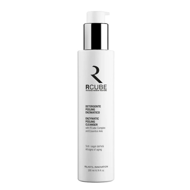 Flacone da 200 ml di Rilastil Rcube Detergente Peeling Enzimatico Flacone da 200 ml di Rilastil Rcube Detergente Peeling Enzimatico