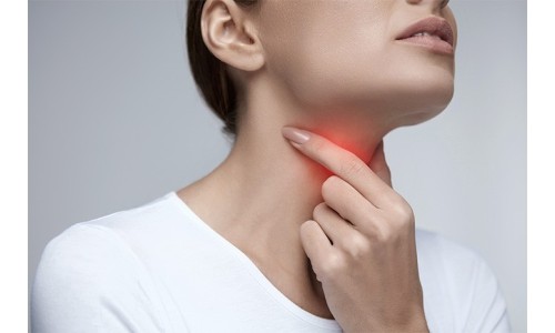 Farmaci e rimedi per combattere il mal di gola